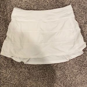 Lululemon pace rival skirt